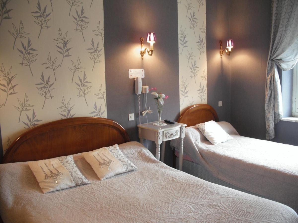 Hotel Le Clos Du Montvinage Etreaupont Room photo